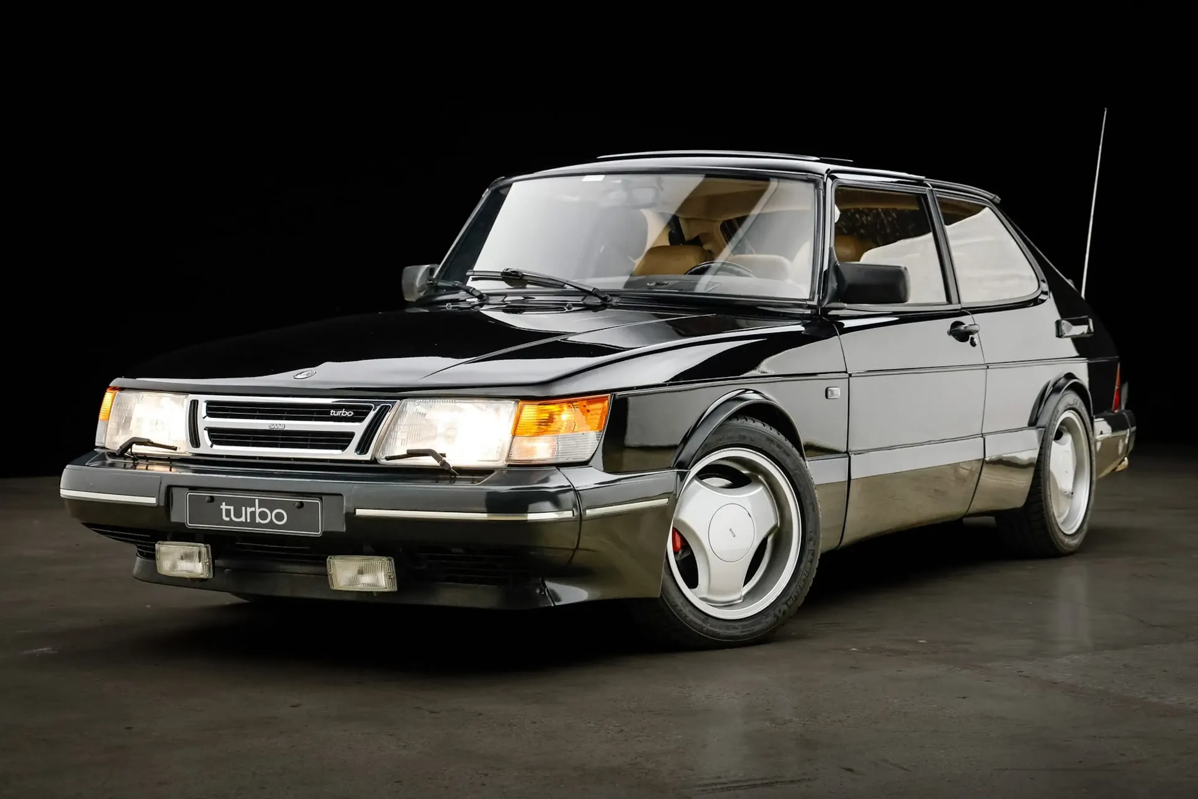 1993 Saab 900 S Value | Hagerty Valuation Tools®